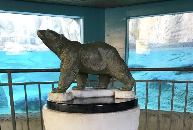 North Carolina Zoo - Bronze Polar Bear
