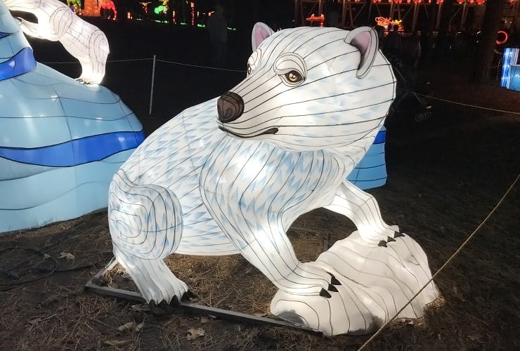 Chinese Lantern Festival - Polar Bears detail