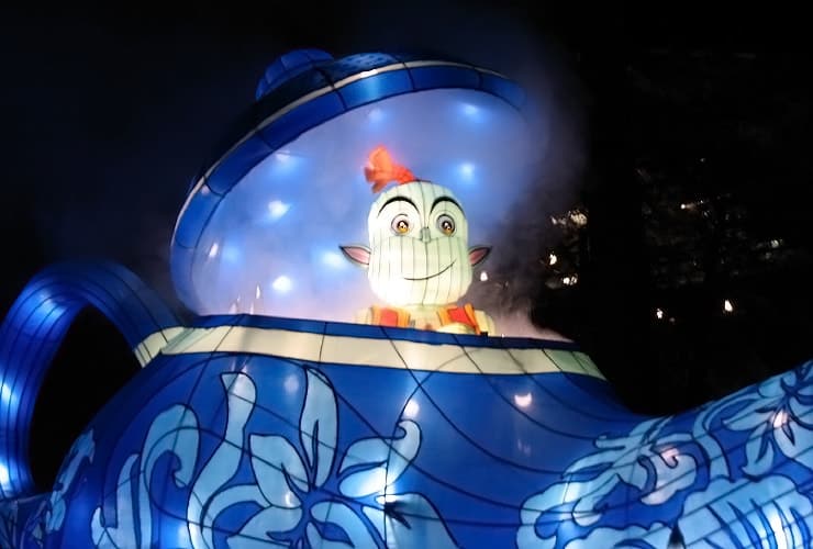 Chinese Lantern Festival - Genie face