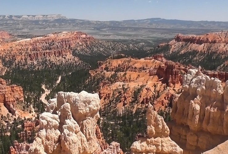 Southern view of the Bryce Canyon Amphitheater