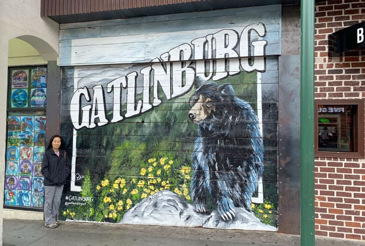 Welcome to Gatlinburg, TN Smoky Mountains National Park