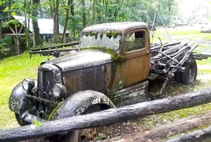 Dilapidated Truck at Ely's Mill
