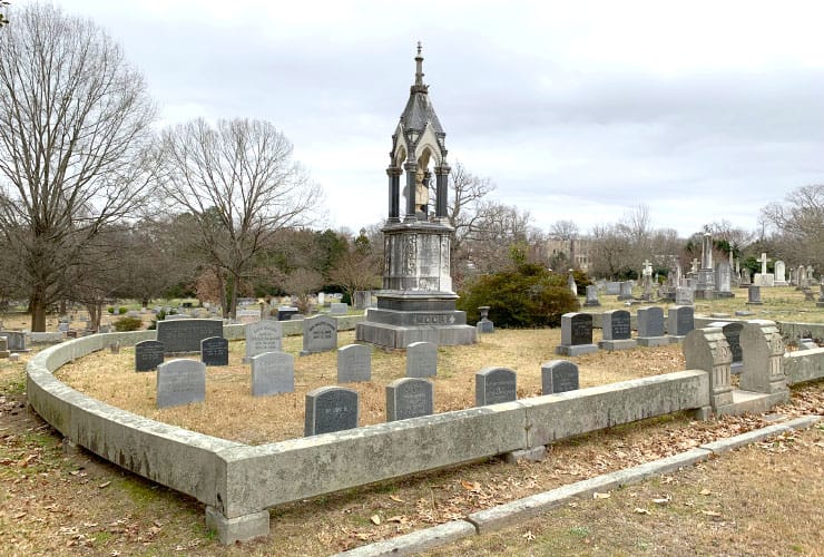 Historic Oakwood Cemetery Family Plot