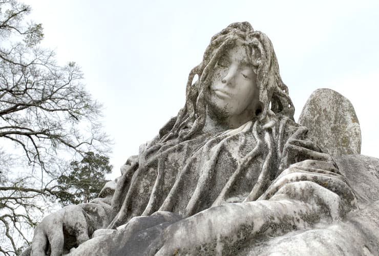 Historic Oakwood Cemetery Sculpture