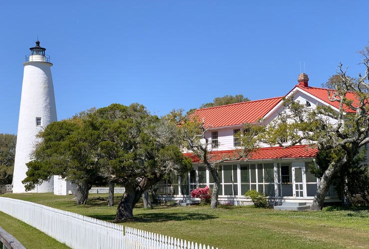 Ocracoke Lighthouse and Keepers Home