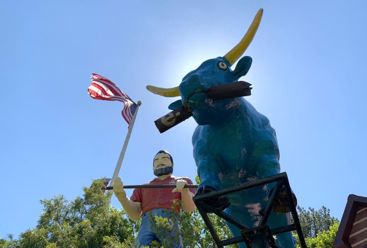 Paul Bunyan & Blue NC Roadside Attraction Sculptures