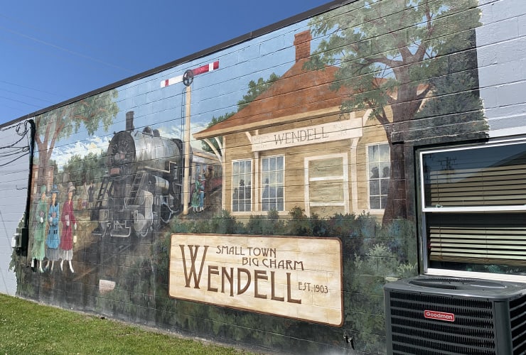 NC Roadside Attraction Murals Wendell Train