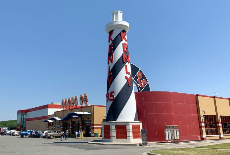 Kenly 95 Truckstop Lighthouse
