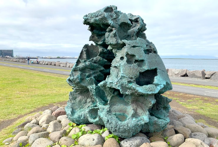 The Cairn on the Sculpture & Shore Walk