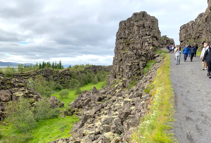 Best Iceland Towns and Historic Places to Visit Þingvellir National Park