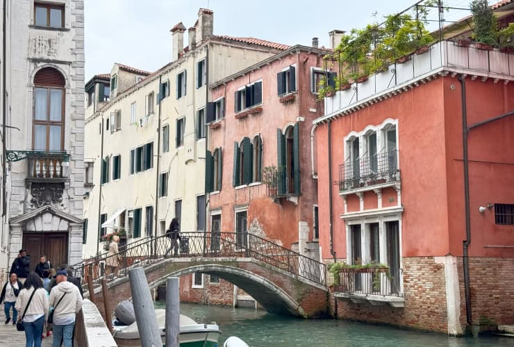 Ponte Rosso in Venice