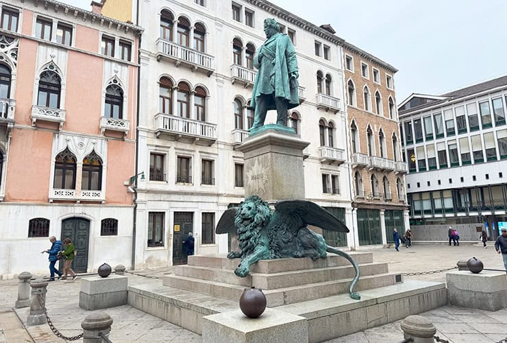 Daniele Manin statue in the Campo Manin in Venice