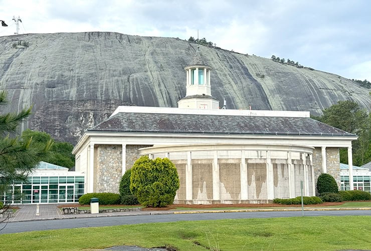 Stone Mountain Georgia Memorial Hall