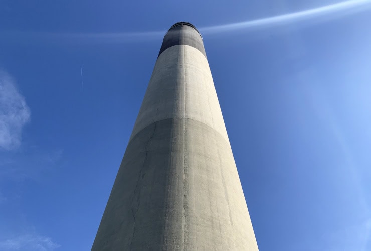 02a_02_Oak_Island_NC_Lighthouse