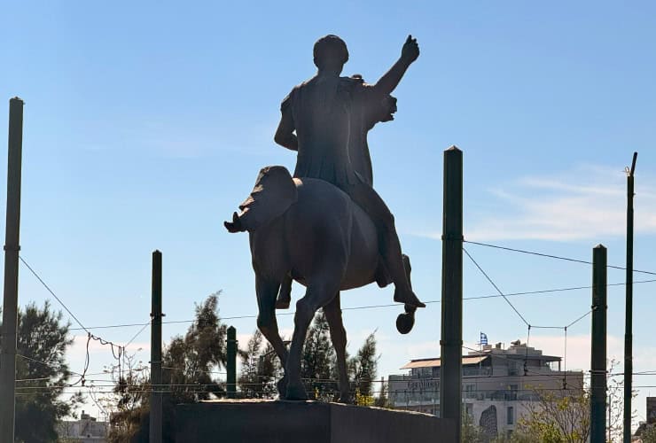 01_athens national garden - alexander the great statue_05