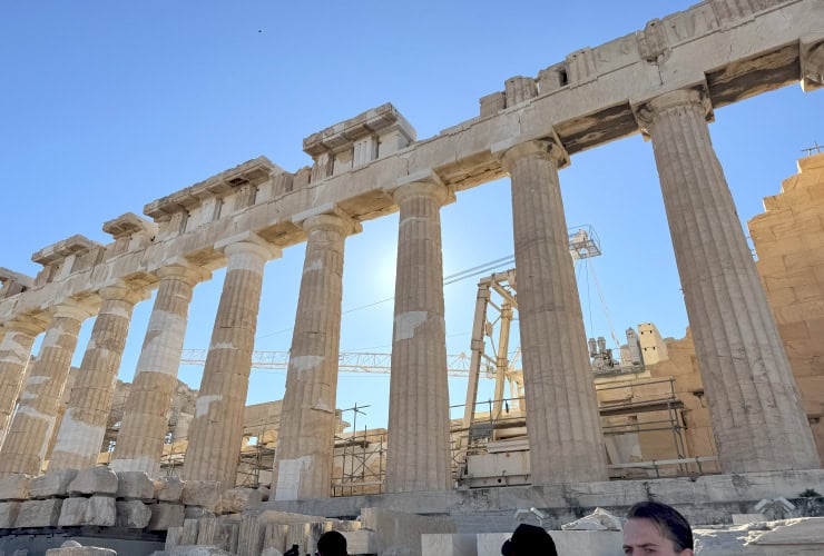 Parthenon balanced colonnades