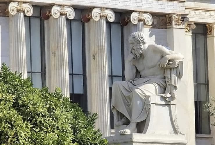 Plato statue in front of the Academy of Athens