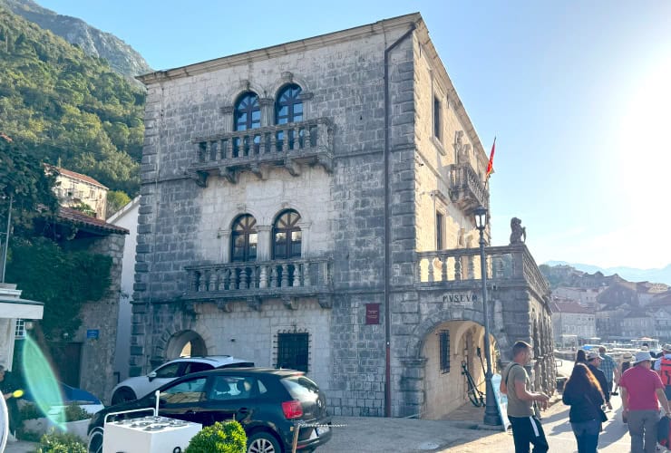 13-01_perast_montenegro - perast_palaces